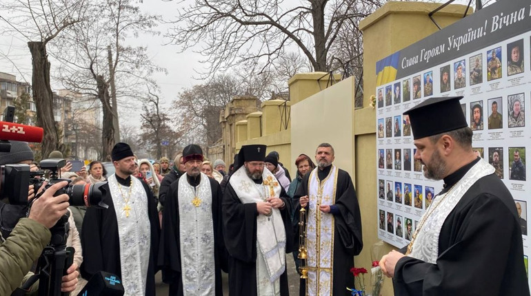 Душевна церемонія: в Одесі відкрили новий розділ пам’яті про захисників України