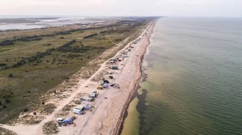Росія планує будівництво на лівобережжі Херсонщини нового міста, доступного лише для своїх громадян