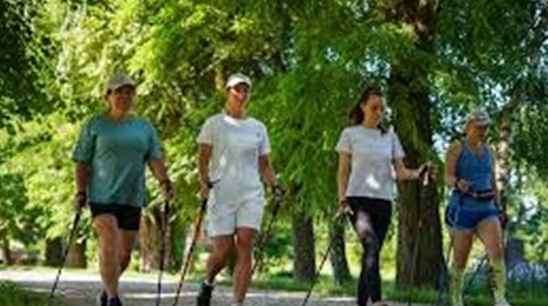 У Південноукраїнську стартує сезон «Активних парків»: біговий клуб та скандинавська ходьба. Коли?