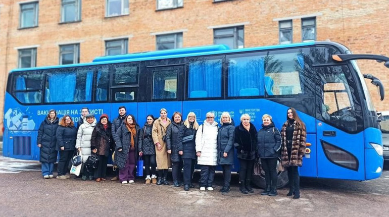 Всесвітній день боротьби з раком: до Фастова завітали фахівці «Містечка здоров’я»