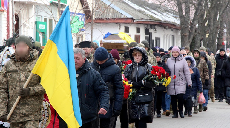 У Ніжині прощалися із загиблим захисником Вячеславом Кречиком