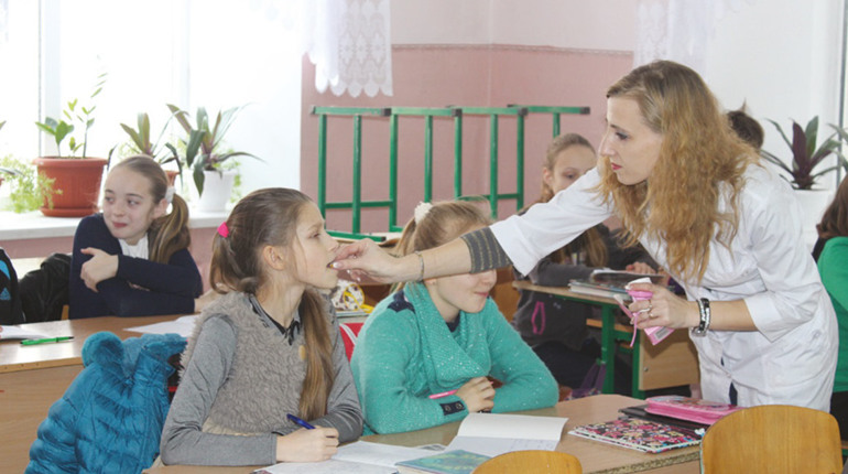 Освітня реформа та шкільна медицина: як змінювалася система 10 років тому