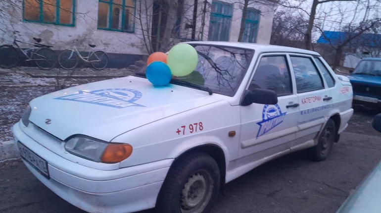 В Генічеському районі діяла шахрайська автошкола. Колаборанти вкрали понад 700 тисяч рублів