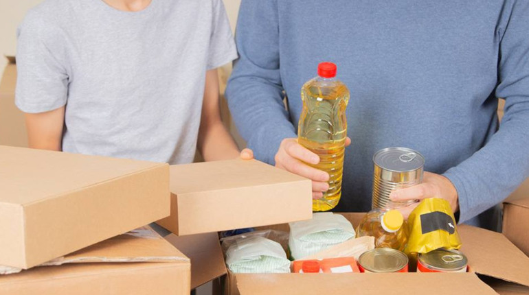 Переселенці з Есманьської громади можуть отримати продуктові набори
