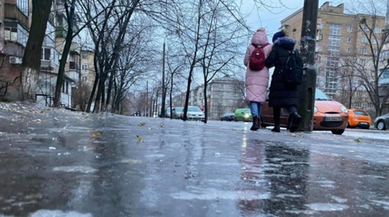 На Сумщині очікується погіршення погоди: сніг, ожеледь і похолодання