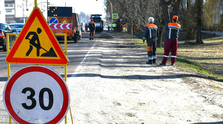 У Ніжині стартував поточний ремонт доріг