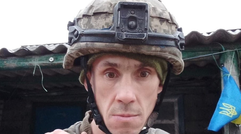 У Жовтих Водах попрощаються із полеглим на війні жителем Криворізького району Валентином Затьорою