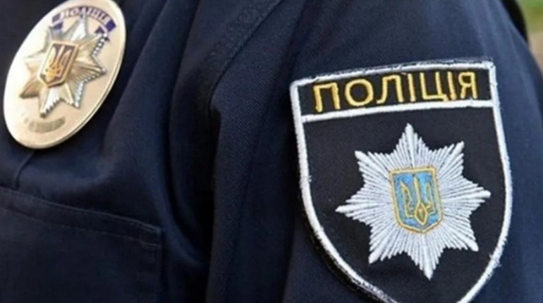 У Мотовилівці, що на Фастівщині, чоловік вдарив незнайомця ножем у живіт