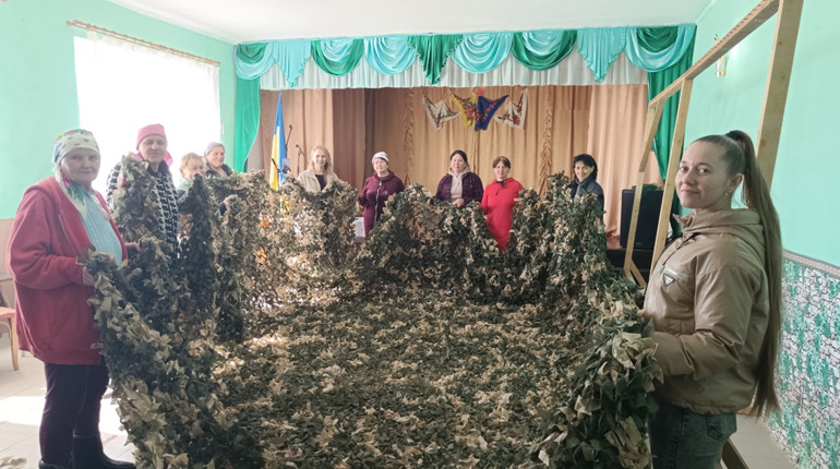 «Ми плетемо не просто сітки»: неймовірна історія берегинь із Борсуків
