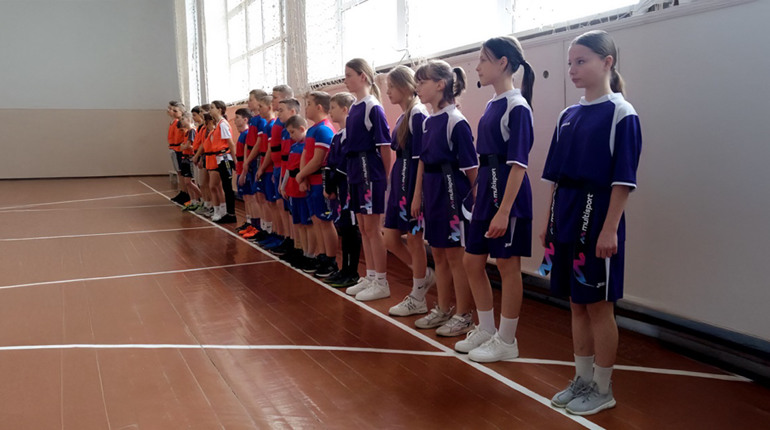 Команда з Полонного посіла друге місце у районних змаганнях з регбі