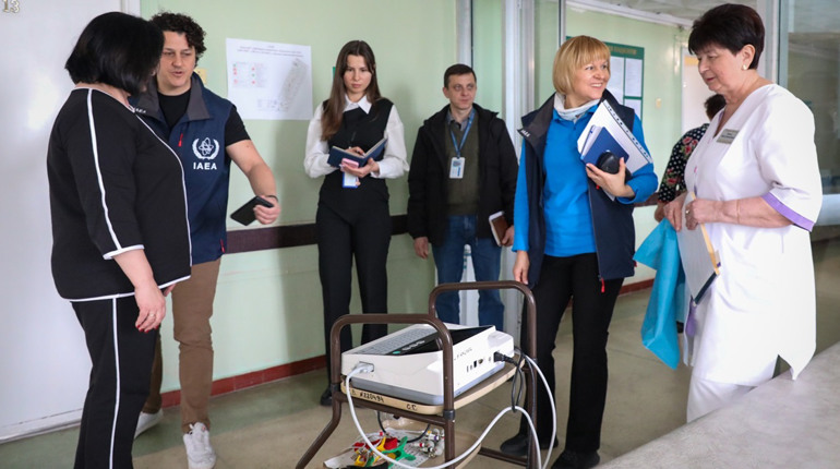 Команда експертів медичної місії МАГАТЕ відвідала Хмельницьку АЕС