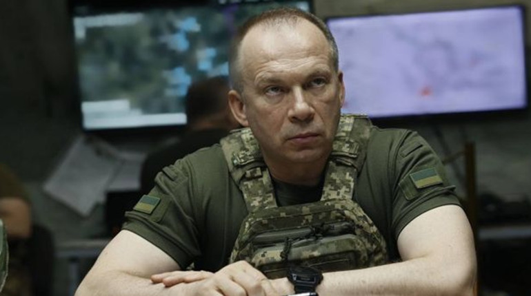 «Намагаються створити буферну зону»: Сирський заявив, що на Сумщині фактично триває наступ росіян