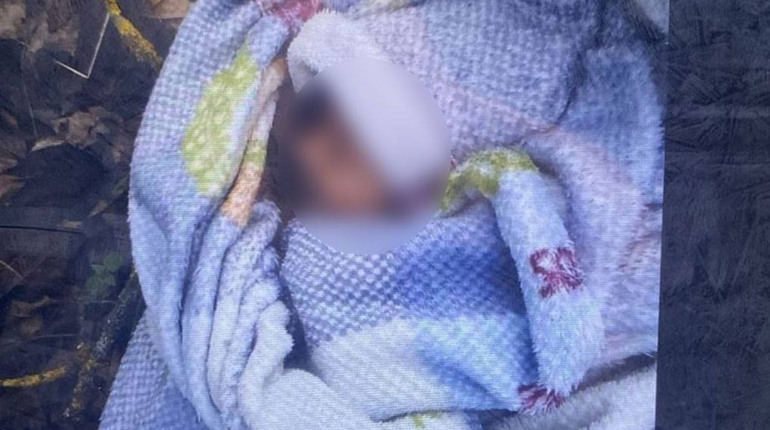 На Кременеччині розшукали матір, яка напередодні залишила немовля на вулиці