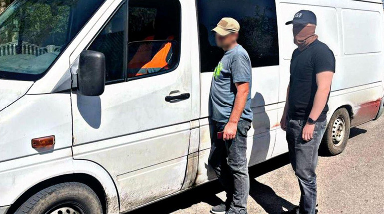На Фастівщині правоохоронці викрили схему незаконного перетину кордону