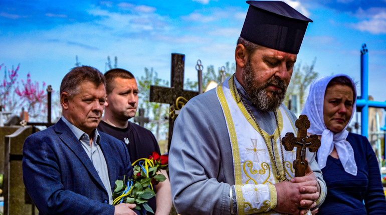 Роковини загибелі: у Полонській громаді вшанували героїв