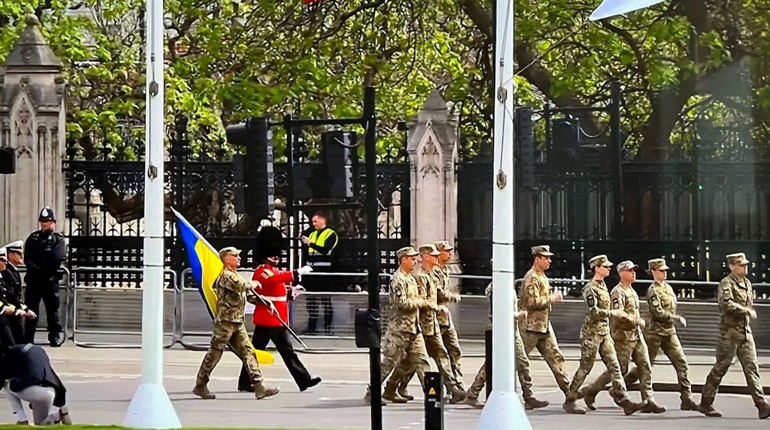 Парад у Великій Британії: українських військових привітав Король Чарльз