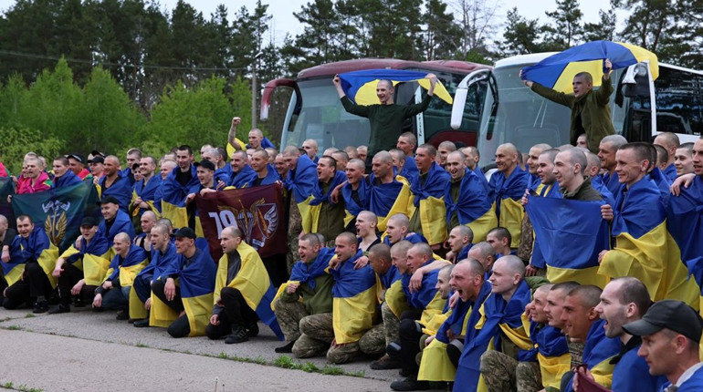 З російського полону повернулися ще 205 українських захисників