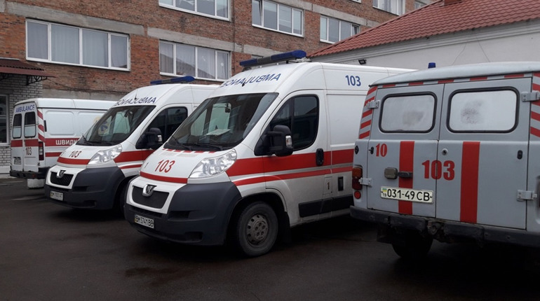 Медики б'ють на сполох через водіїв, що ігнорують "швидку", – до справи долучилася поліція