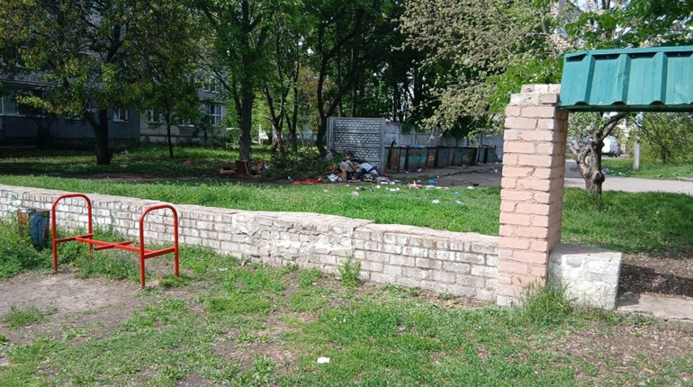 Мешканці мікрорайону МЖК планують відремонтувати свій майданчик: їм потрібна допомога