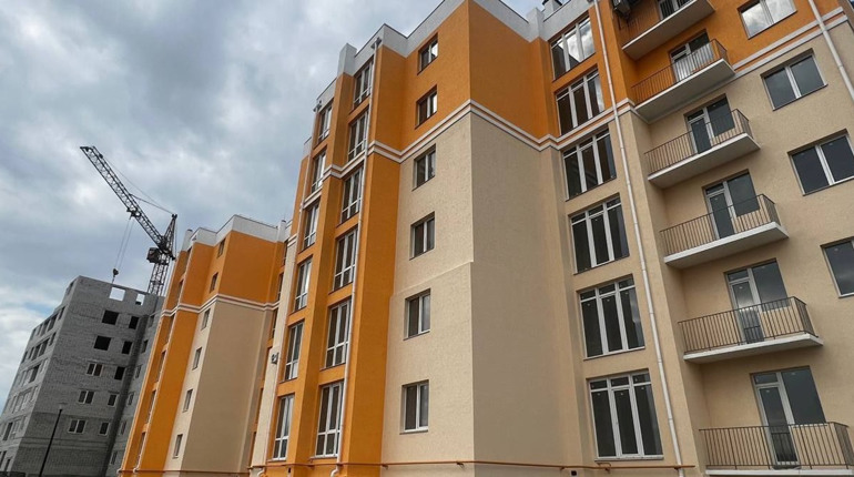 У Мелітополі завершують будівництво житлових комплексів, які були закладені до повномасштабного