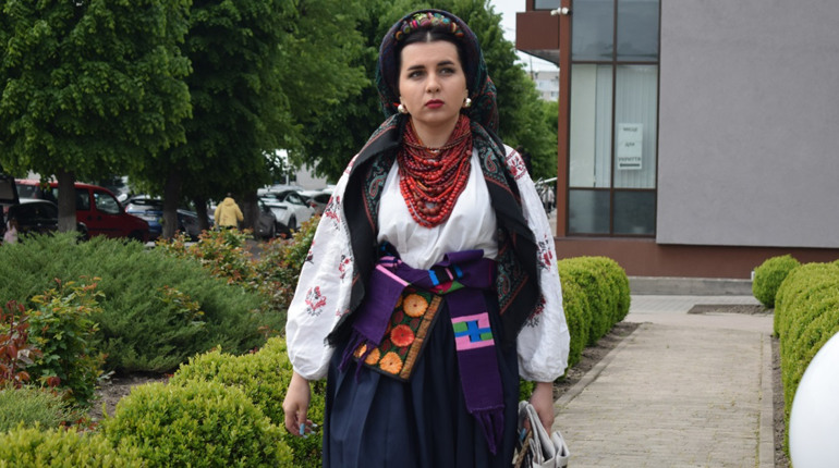 День вишиванки: як відрізнити автентичну сорочку