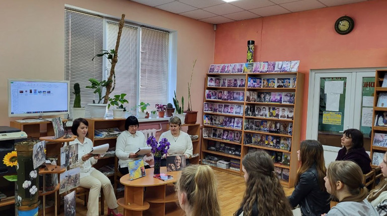 У Гадячі презентували книгу "Мій Джавелін" про Героя України Сергія Міщенка