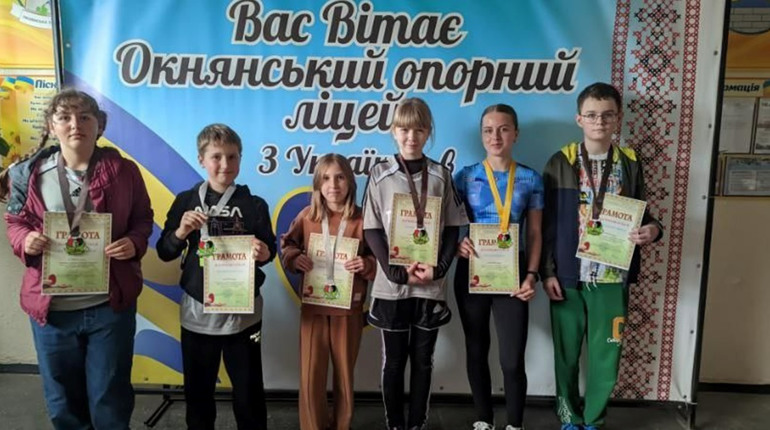 6 медалей і командна бронза: юні тенісисти з Теплодара стали призерами першості Одеської області