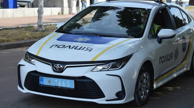 На Переяславщині дитина повідомила про пожежу, а жінка — про насильство в родині: хроніка поліції
