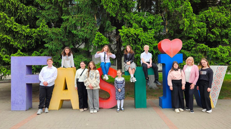 У Фастові пройшов фортепіанний марафон, де 132 юних музикантів продемонстрували свій талант