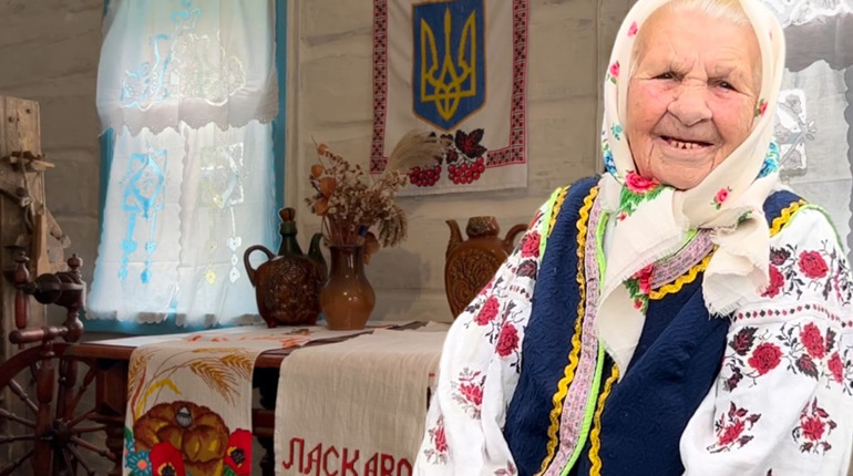 94-річна співачка: довгожителька з Березівської громади надихає все село