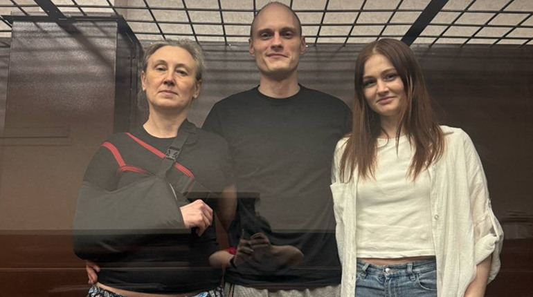 Сім'ю мелітопольців за підриви колабораціоністів засудили в рф на довічний термін