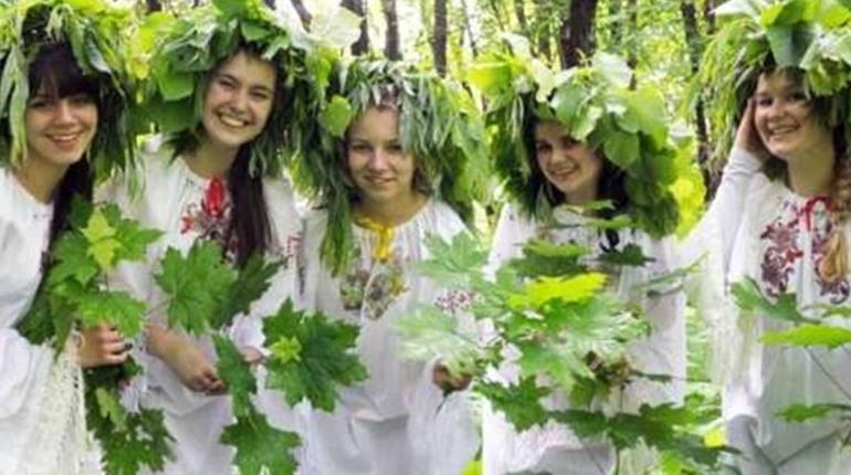 Зелені свята і Трійця: які традиції зберігають городоччани