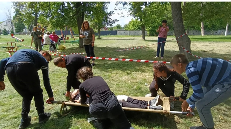 Рій „Козачки” Рашівського ліцею — серед лідерів обласного етапу гри "Сокіл" („Джура”) –2025