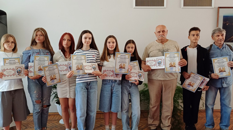 Відзначили призерів конкурсу авторської поезії «Глухівські фрески»
