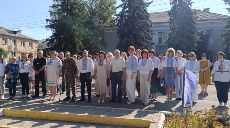 День Конституції у Захарівці: з болем у серці, з вірою в перемогу