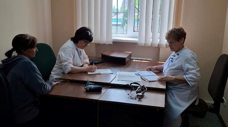 У Дніпрі жителі Великоновосілківської громади можуть отримати медичну допомогу від сімейного лікаря