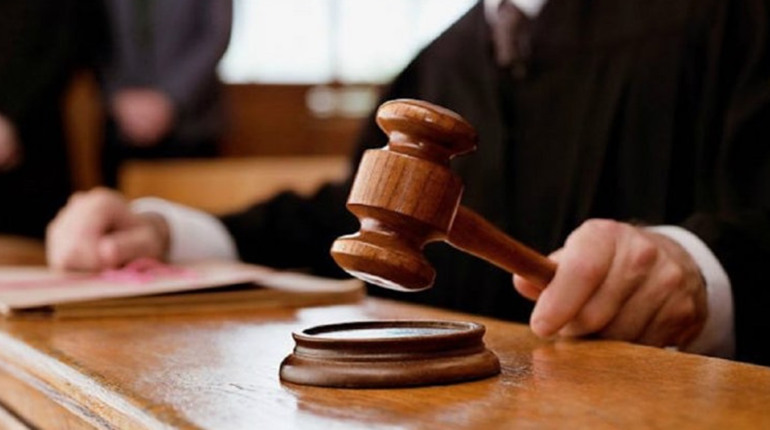 Південненця засудили до трьох років за погрози ножем