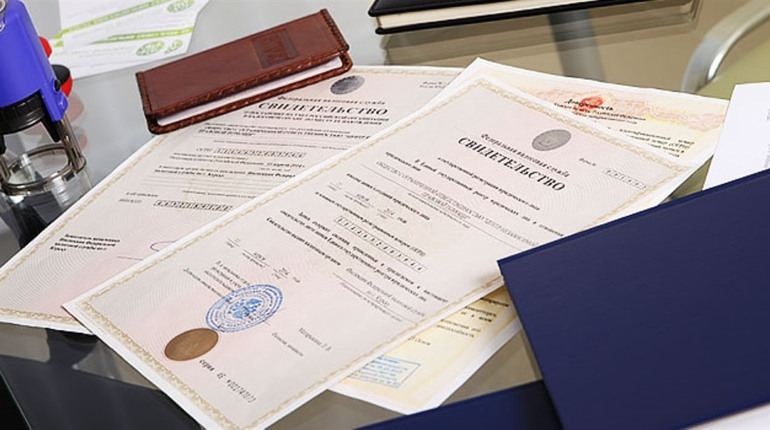 Що робити з особистими документами, отриманими на тимчасово окупованих територіях?