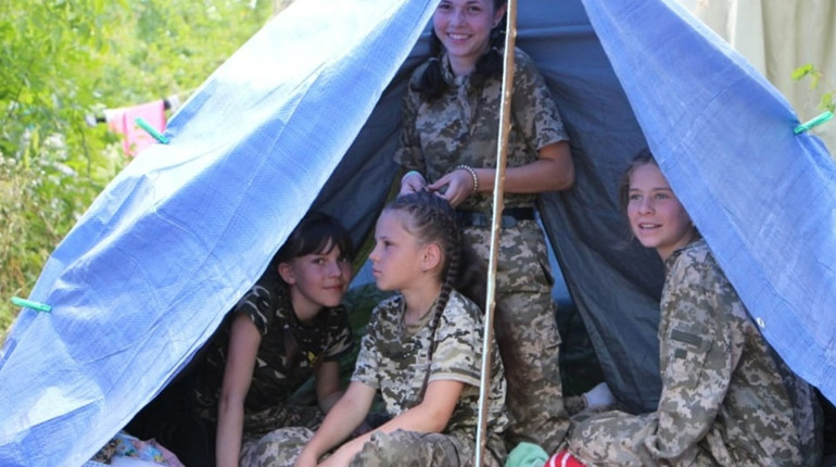 Молодь Волноваського району запрошують до літніх наметових таборів і вишколів