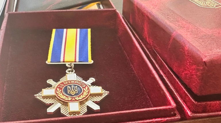 У Південному орденами «За мужність» відзначили двох полеглих військових