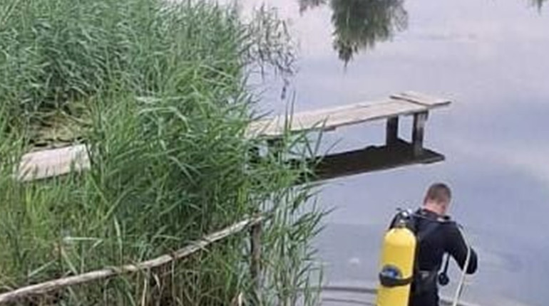 У Звягельському районі втопився 26-річний чоловік: рятувальники знайшли тіло в 10 метрах від берега