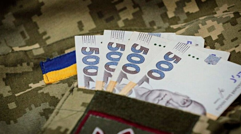 До Дня Незалежності ветерани війни можуть отримати грошову допомогу: куди звертатися