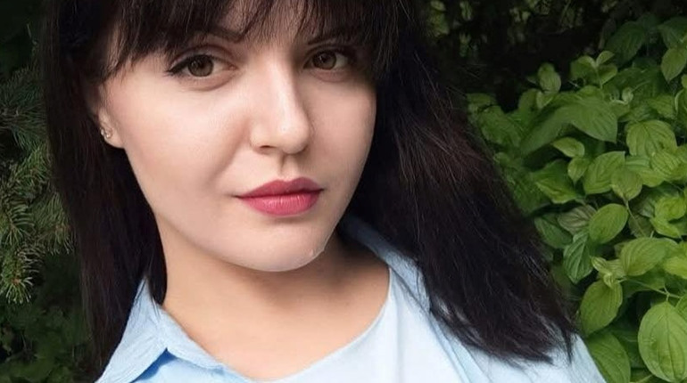 Журналістка з Вугледару Анастасія Гришкова бореться за першість у конкурсі "Молода людина року-2025"