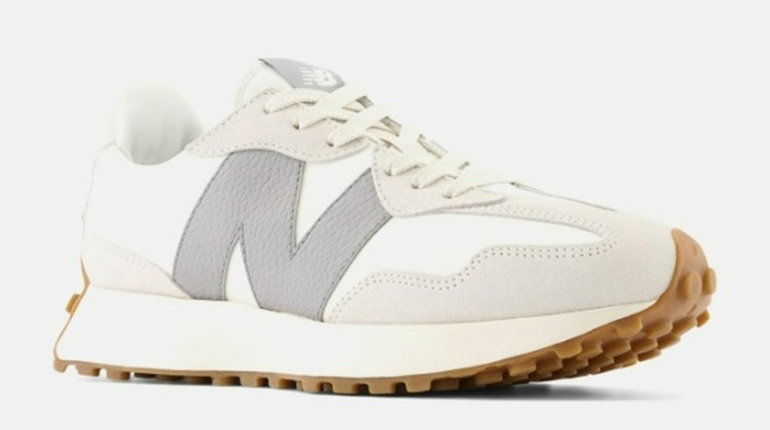Огляд водостійких моделей: жіночі кросівки New Balance для будь-якої погоди