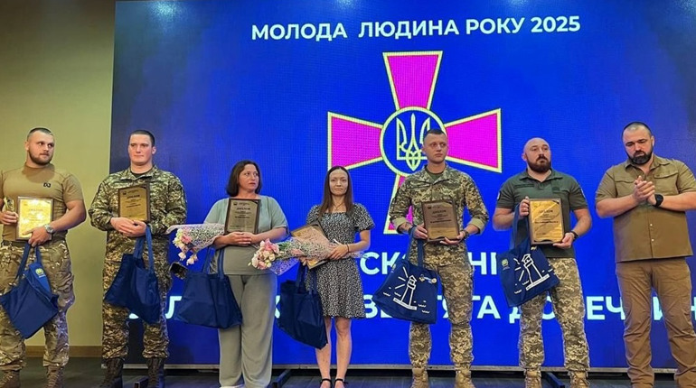 Молодь Волноваського району серед кращих на обласному конкурсі «Молода людина року»