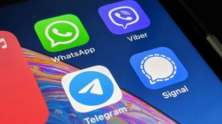 Росія частково заблокувала Telegram і WhatsApp у Мелітополі через «обман і здирництво»