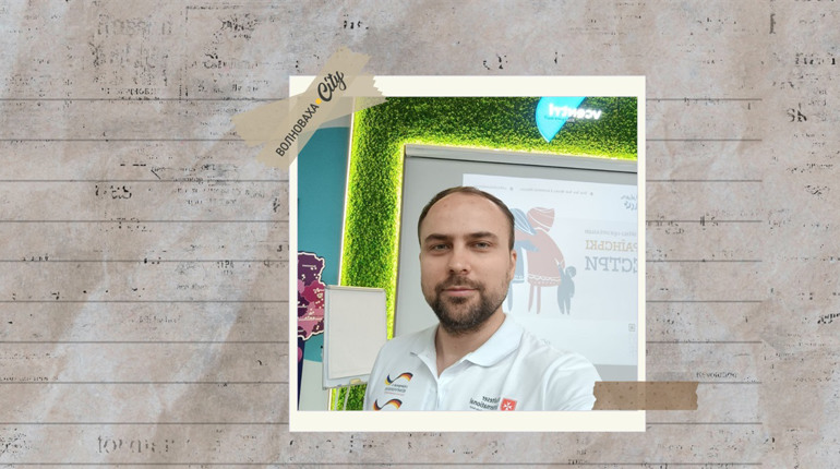 "Мене ніхто не розуміє". Психолог розповів батькам як підтримати ваших підлітків під час війни