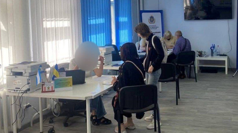 ЦНАП Нижньосірогозької селищної ради продовжує роботу у координаційних центрах “Вільні разом”