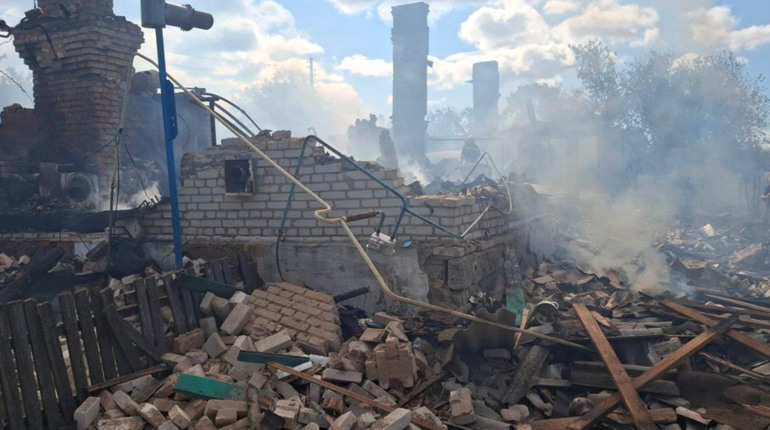 Нічний кошмар у Вороніжі: обстріл залишив пенсіонерів без даху над головою