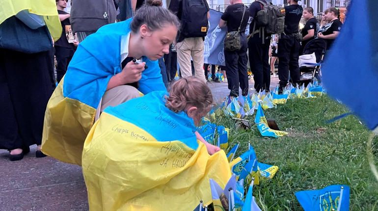 Збережіть памʼять про захисника: станьте голосом загиблих героїв через @SvidokNoteBot